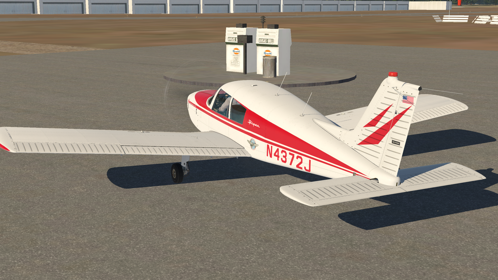 N4372J, as seen by the fuel pumps in the Zahn's Airport simulation
